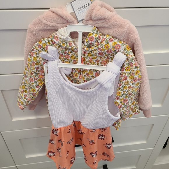 2 hoodied jackets, 1 dress 6-12m - Picture 4 of 4